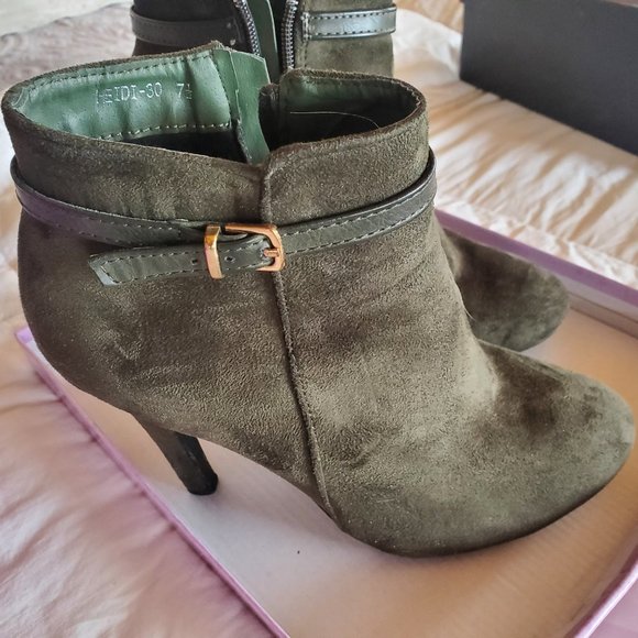 Top Moda Olive Green Booties 7.5 - Picture 4 of 7
